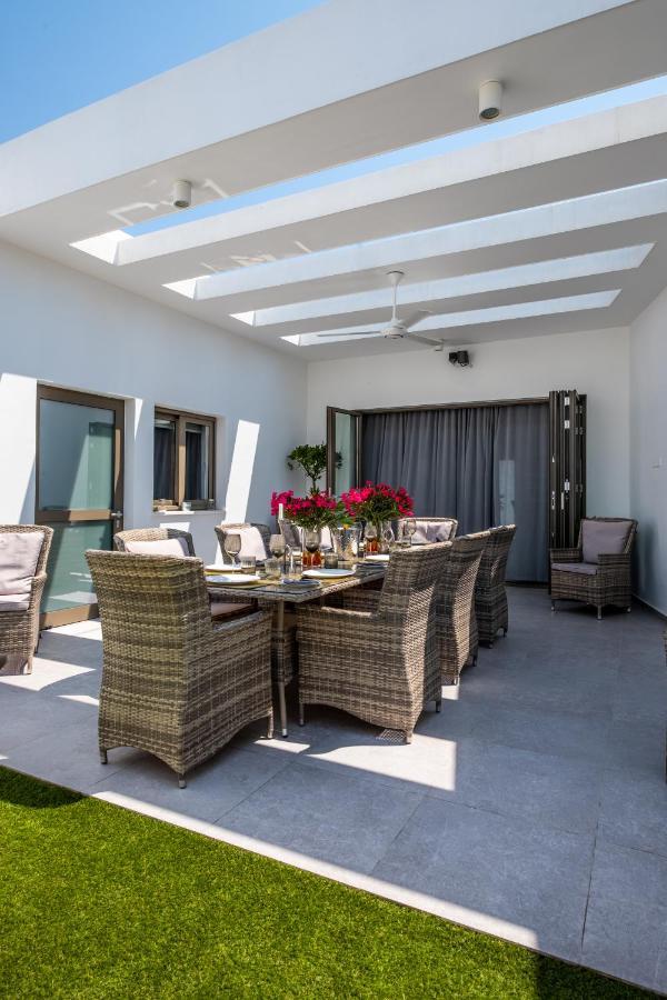 Rooms At Villa Amour Cyprus Voroklini Exterior foto