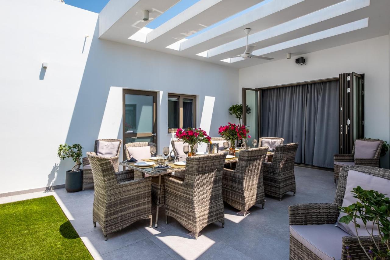 Rooms At Villa Amour Cyprus Voroklini Exterior foto