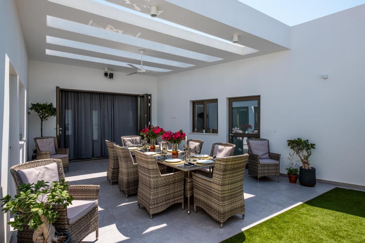 Rooms At Villa Amour Cyprus Voroklini Exterior foto
